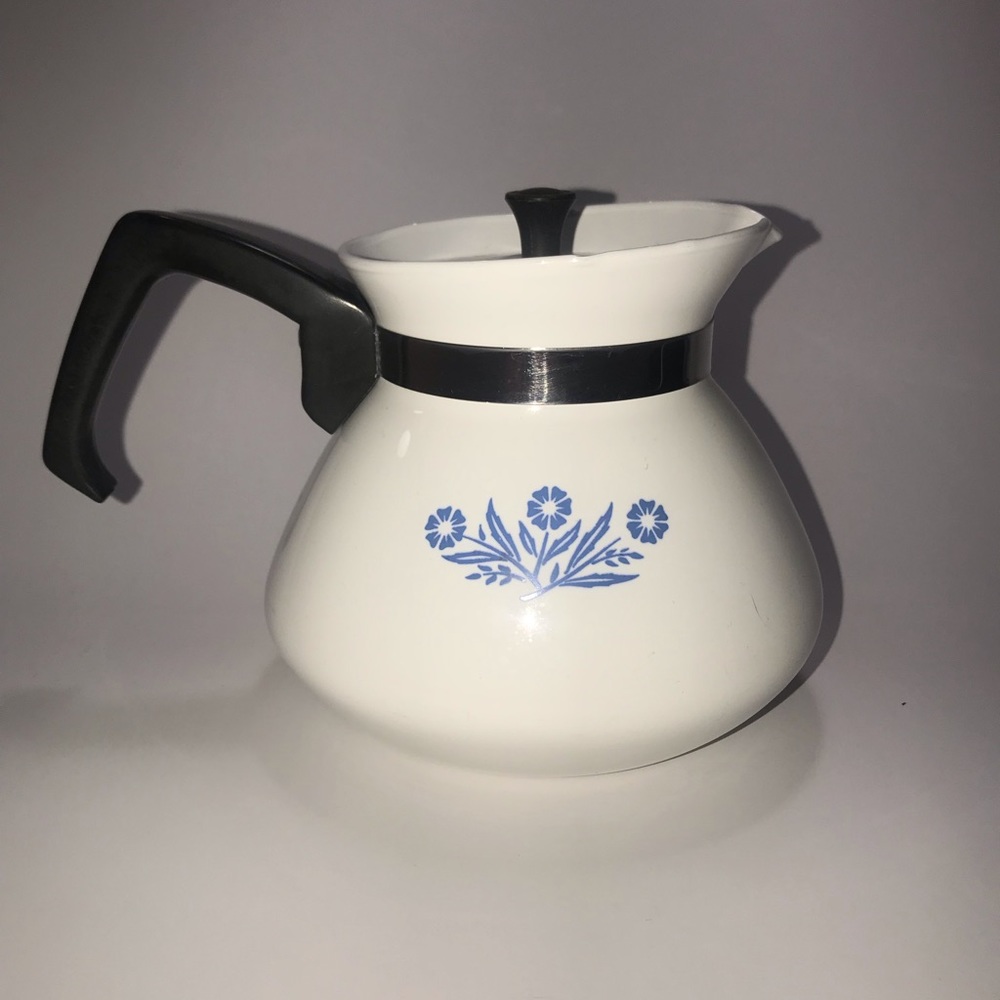 Corning Ware Vintage Cornflower Blue 6 Cup Tea Coffee Pot with Metal lid